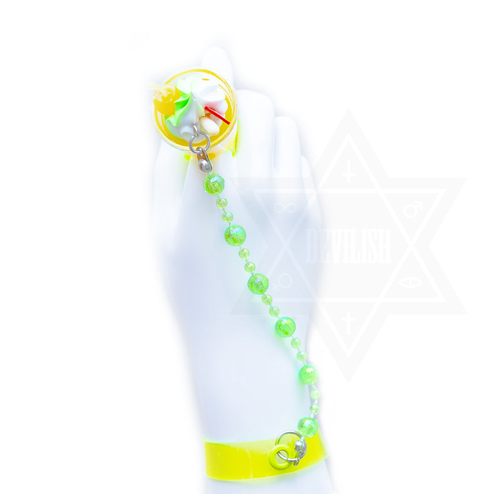 Summer joy hand harness