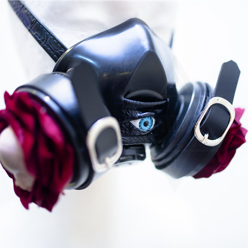 DARK wonderland gas mask