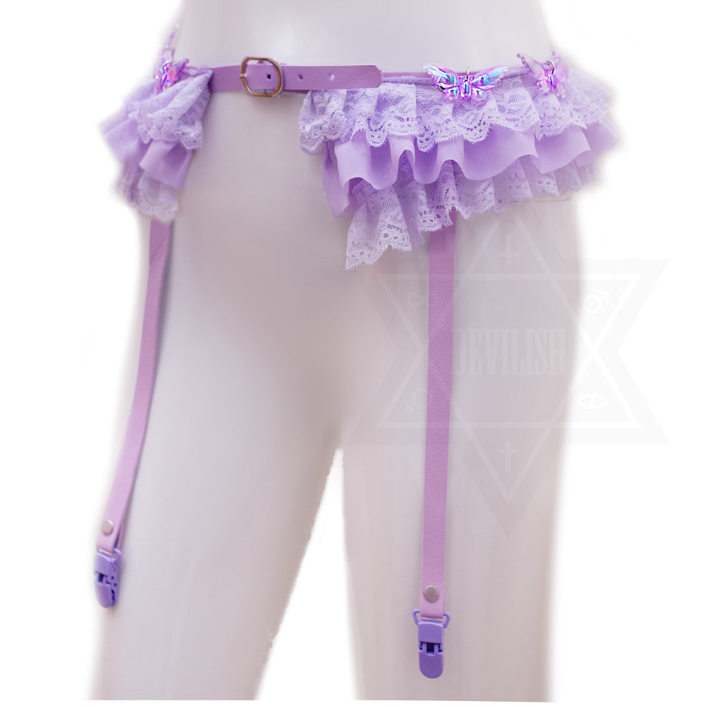 Beautiful dreamer garter belt