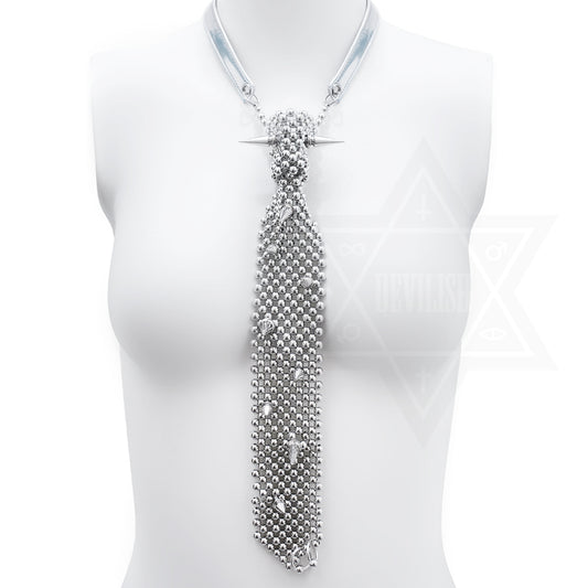Superb necktie necklace