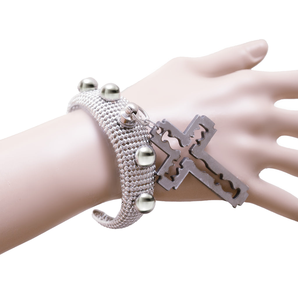 Stigmata bangle