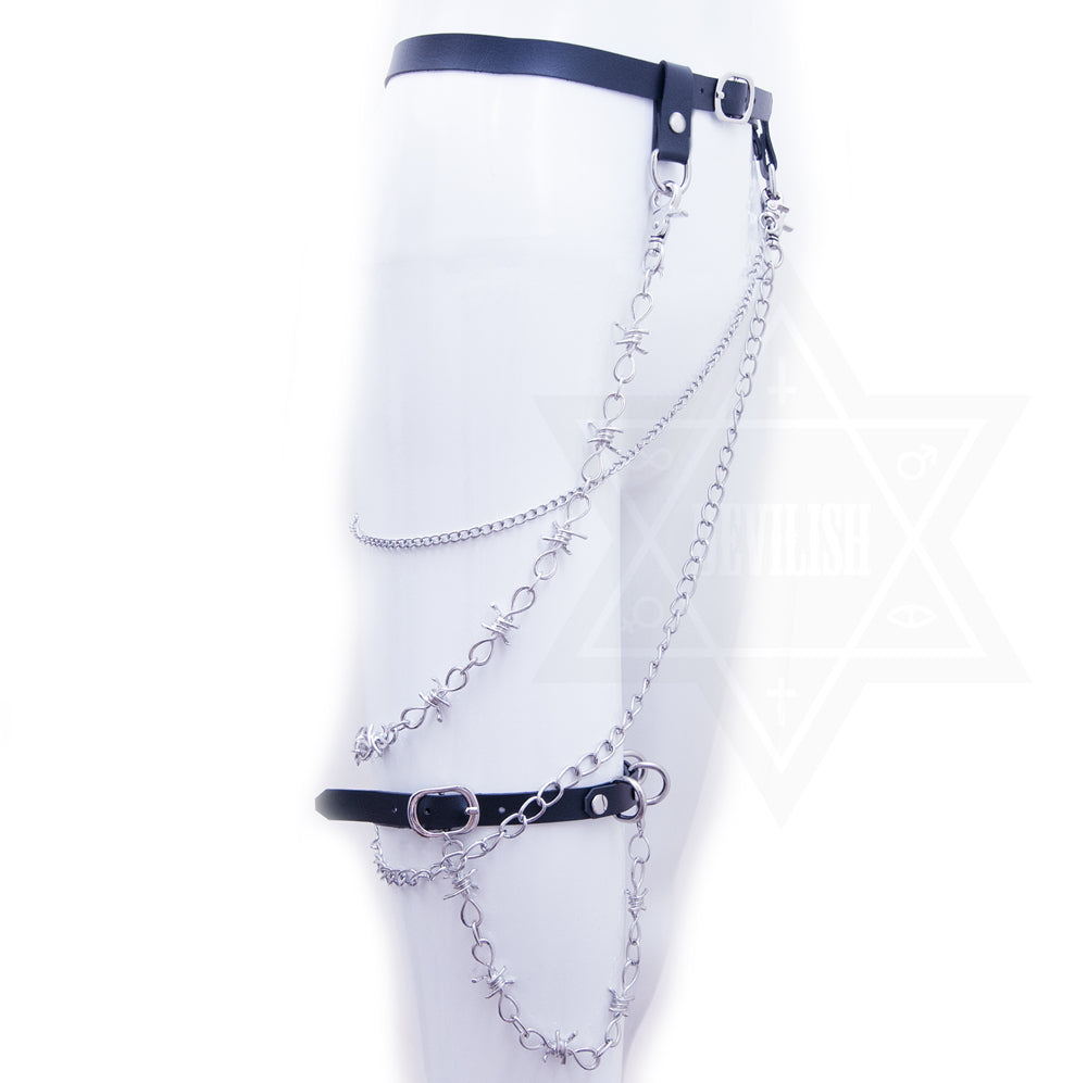 Leave me alone belt garter set