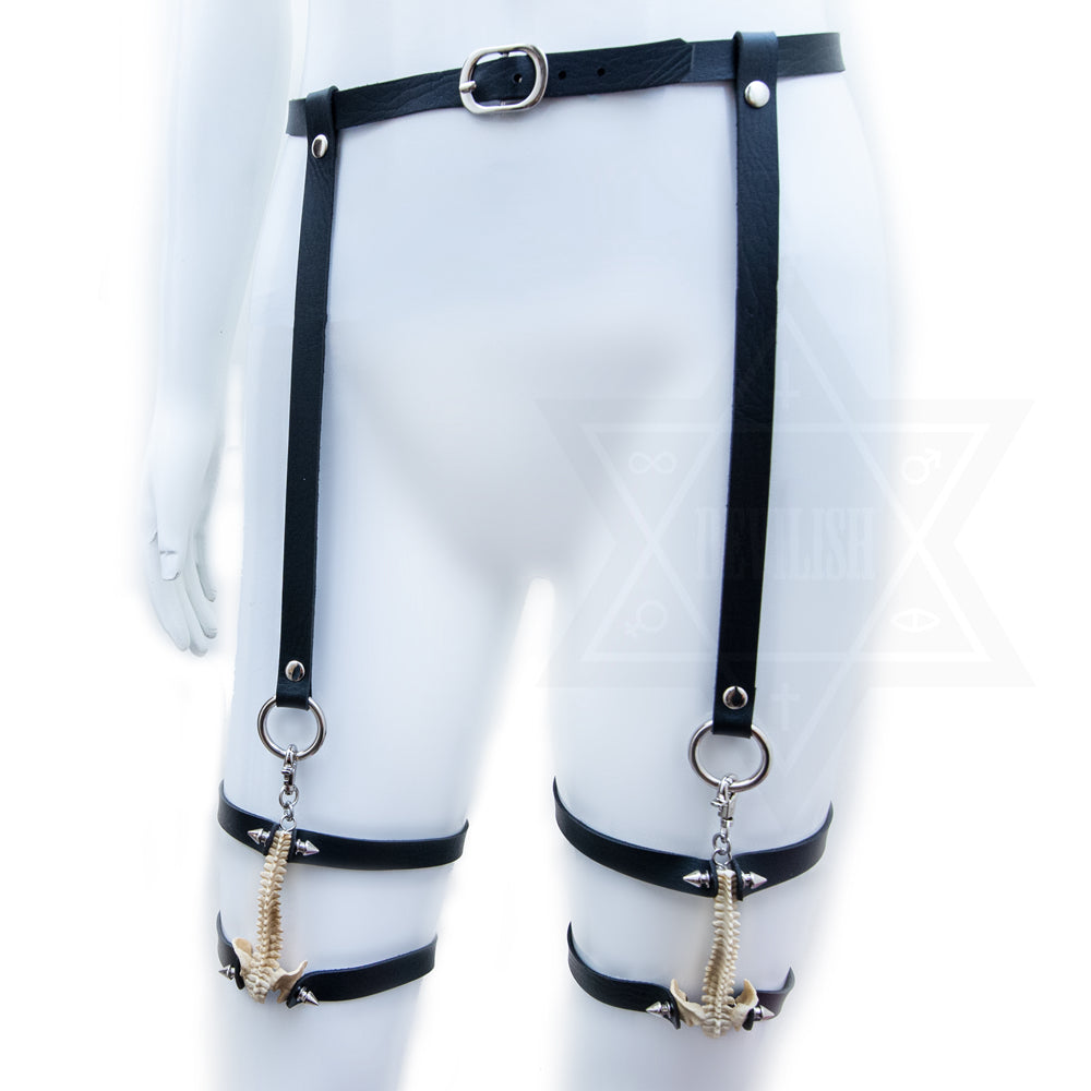 Bone collection garter belt