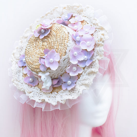 Rabbit loves you straw hat