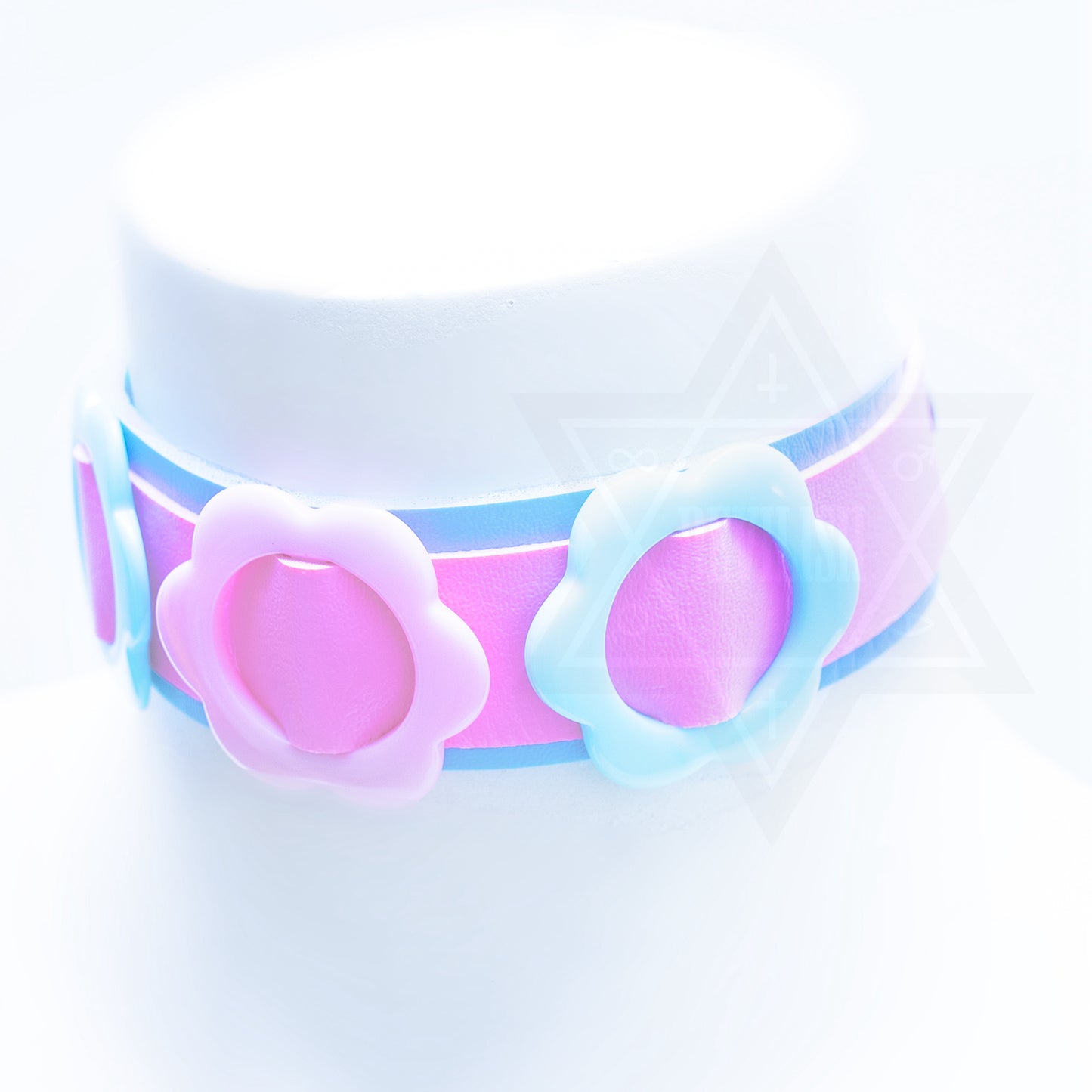 Ready to bloom Choker