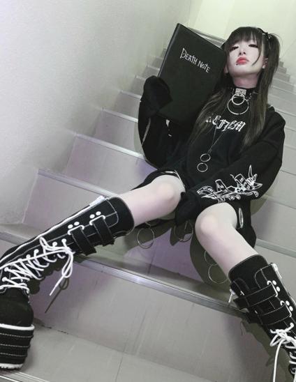 Dark messenger Choker *