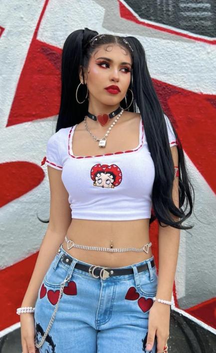 M strawberry heart choker/garter*