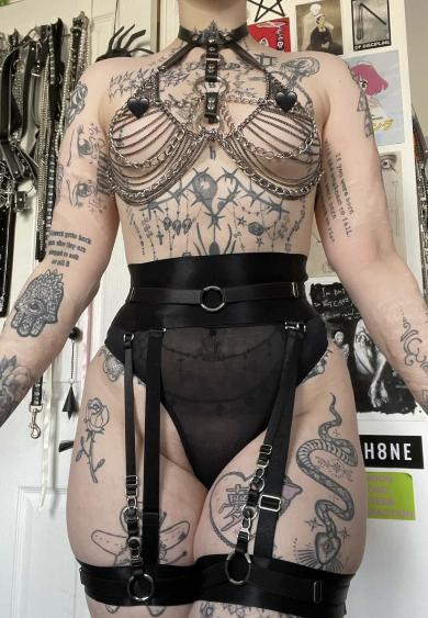 Chains layer harness